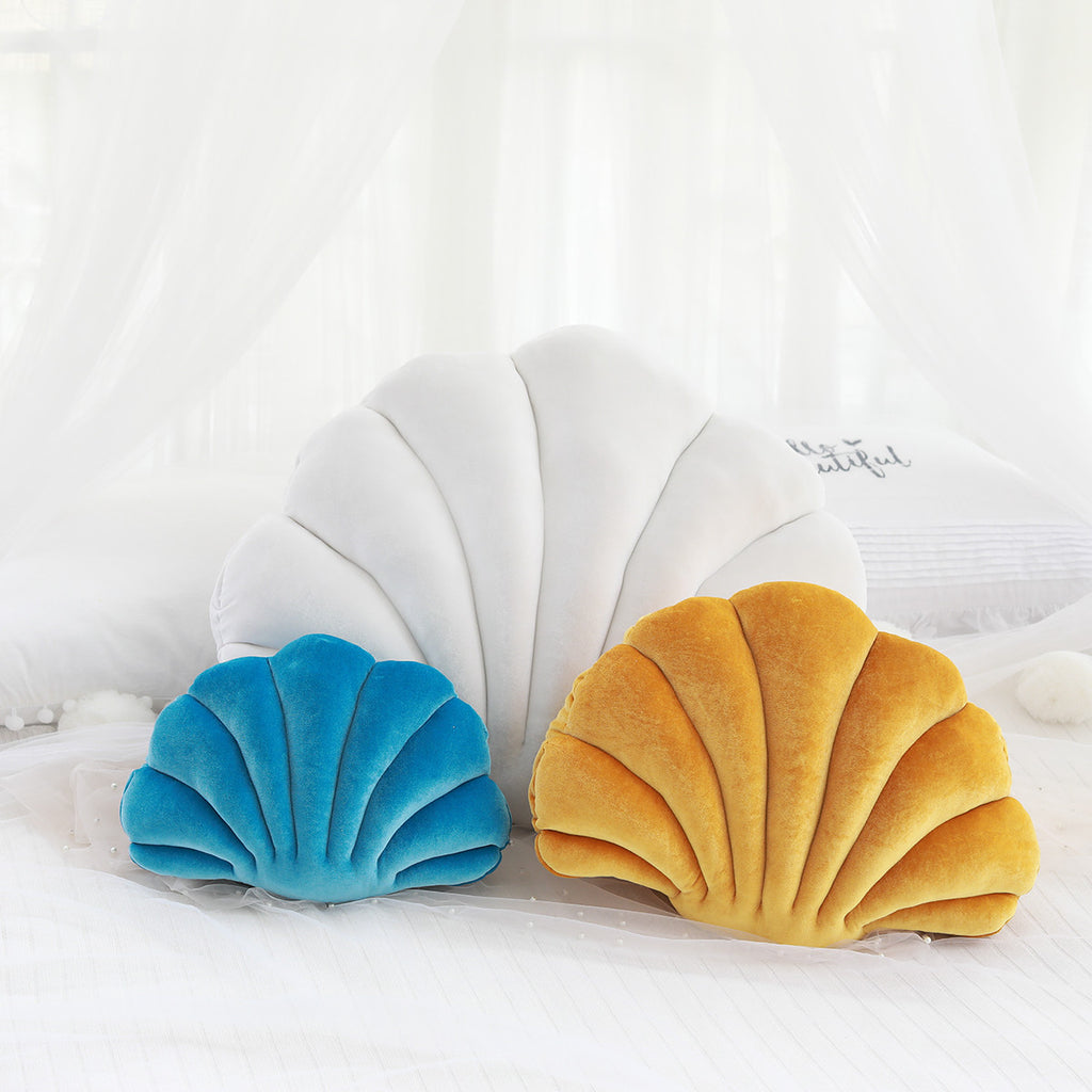 The Venus �clat Sculptural Velvet Pillow