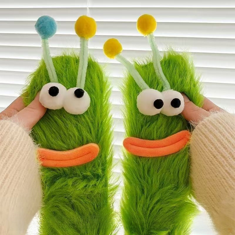 Fuzzy Caterpillar Sockz