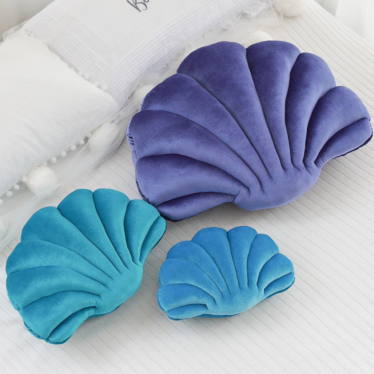 The Venus �clat Sculptural Velvet Pillow