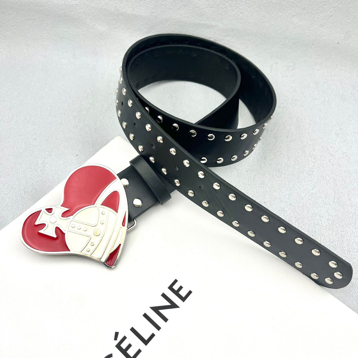 Retro Red Saturn Heart Belt