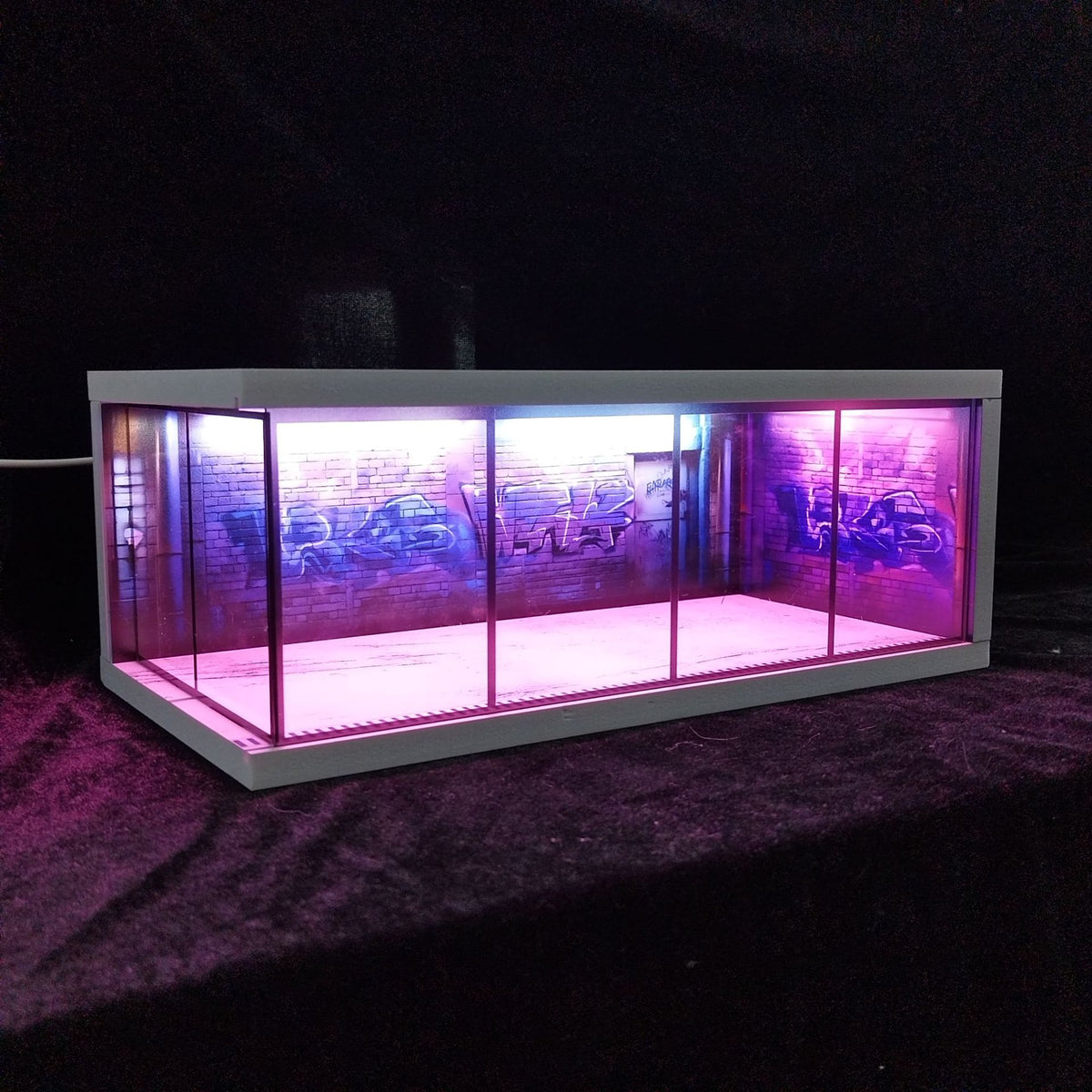 Neon Nook- Mini Cyberpunk Lightscape